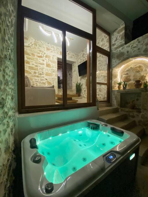 Stavlos Traditional Suite Ατσιπόπουλο Εξωτερικό φωτογραφία