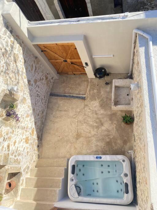 Stavlos Traditional Suite Ατσιπόπουλο Εξωτερικό φωτογραφία